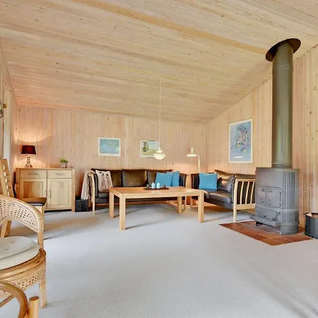 Holiday home Editt - 2km From The Sea In Nw Jutland By Interhome Pandrup