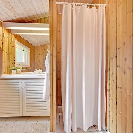 Editt - 2km From The Sea By Interhome *